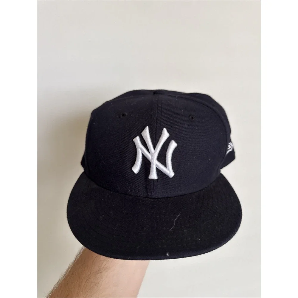 New York Yankees New Era 59Fifty Fitted Hat Cap‎ Black 7 1/4 Pink Under Bill